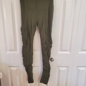 Nomads hemp wear olive ruched leggings with pocket small